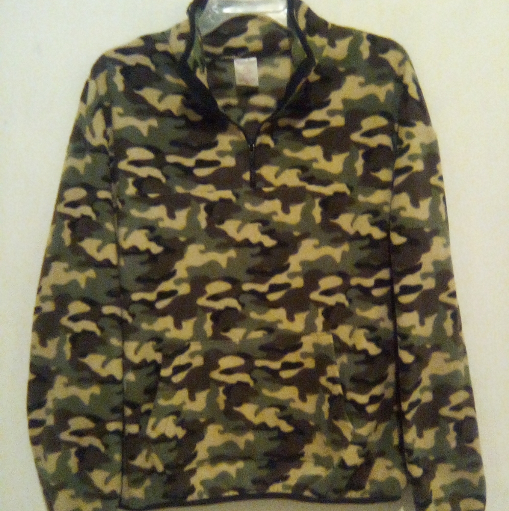 🌞Camo Sweater🌚